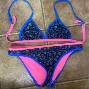 Chubbies brand neon bikini